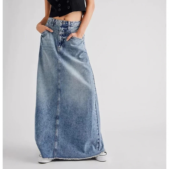 NWT Free People Come As You Are Denim Jean Maxi Skirt Mid Rise Size 0 - Picture 1 of 12